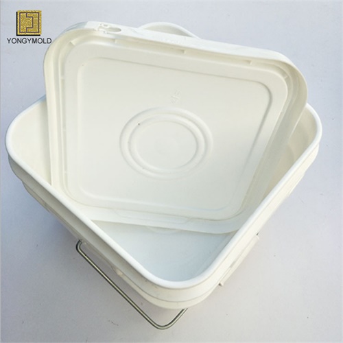 plastic bucket